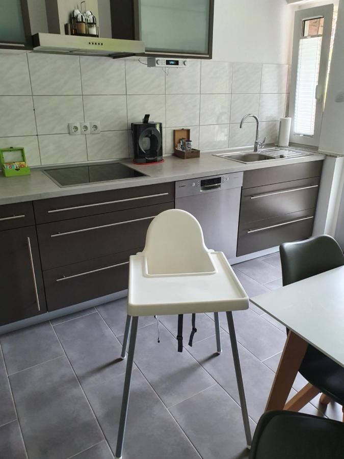 Ferienwohnung Saturn Mülheim an der Ruhr Exterior foto