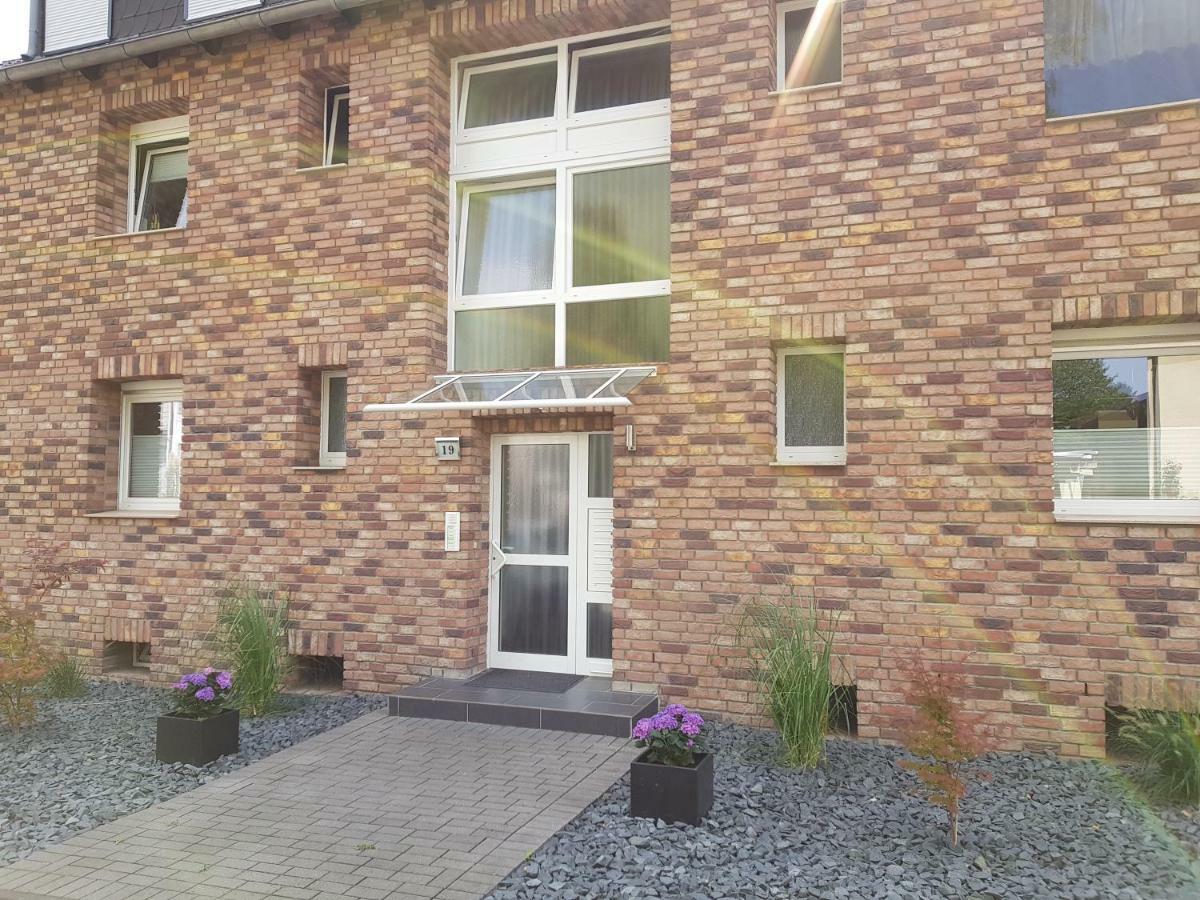Ferienwohnung Saturn Mülheim an der Ruhr Exterior foto